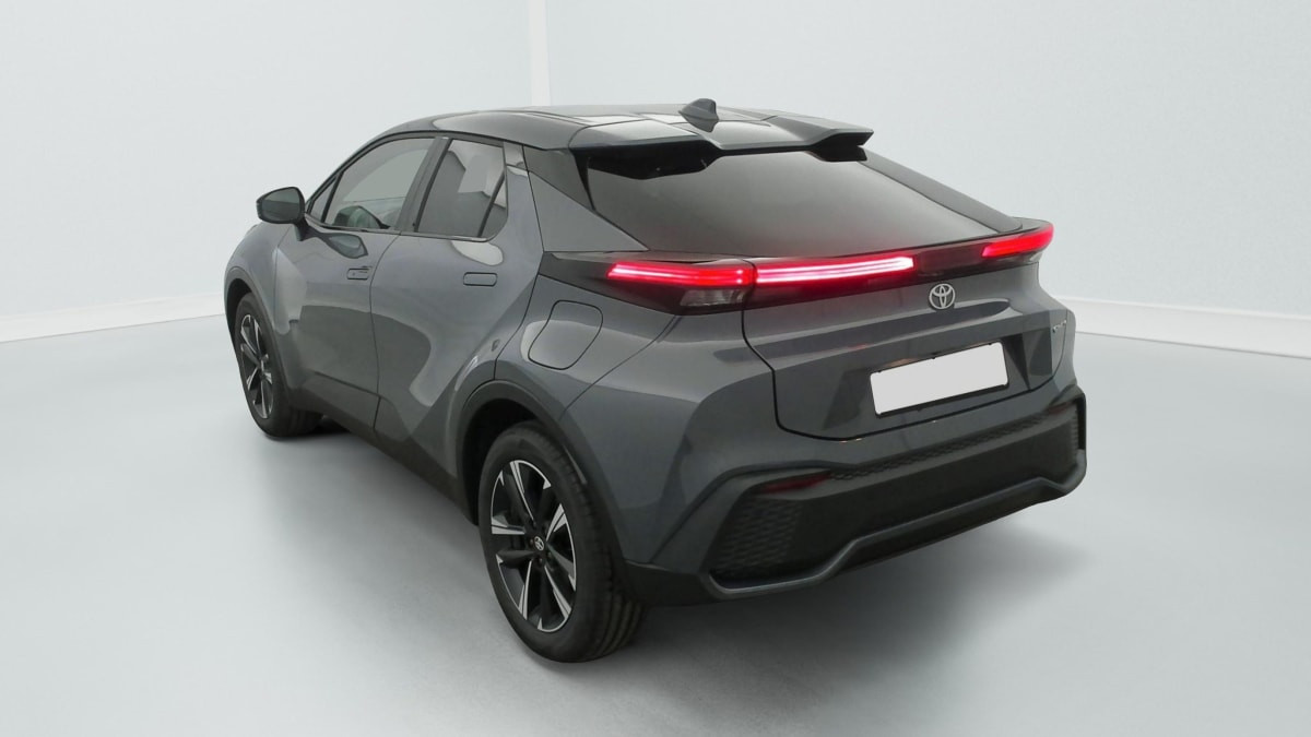 Vente en ligne Toyota C-HR Hybride Rechargeable 225 Design au prix de 33 050 €