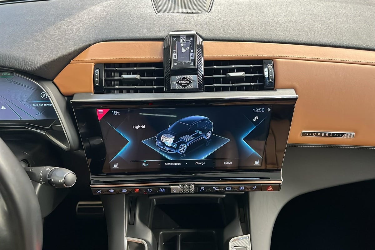 Vente en ligne Ds DS7 Crossback Hybride E-Tense 300 EAT8 4x4 Rivoli au prix de 30 160 €