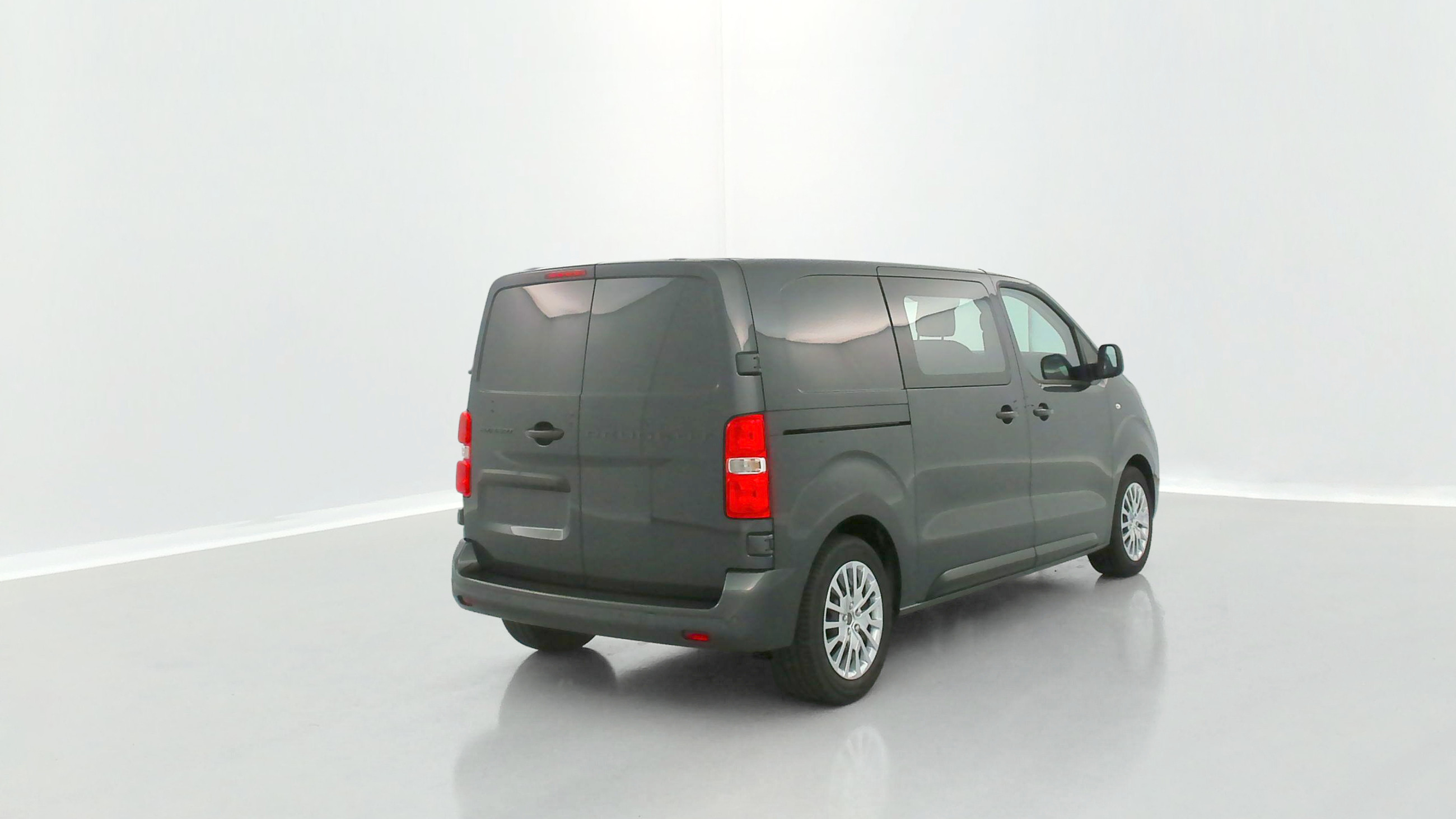 Vente en ligne Peugeot Expert EXPERT CA M 2.0 BlueHDi 180ch EAT8 au prix de 35 340 €