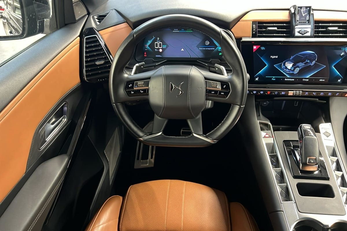 Vente en ligne Ds DS7 Crossback Hybride E-Tense 300 EAT8 4x4 Rivoli au prix de 30 160 €