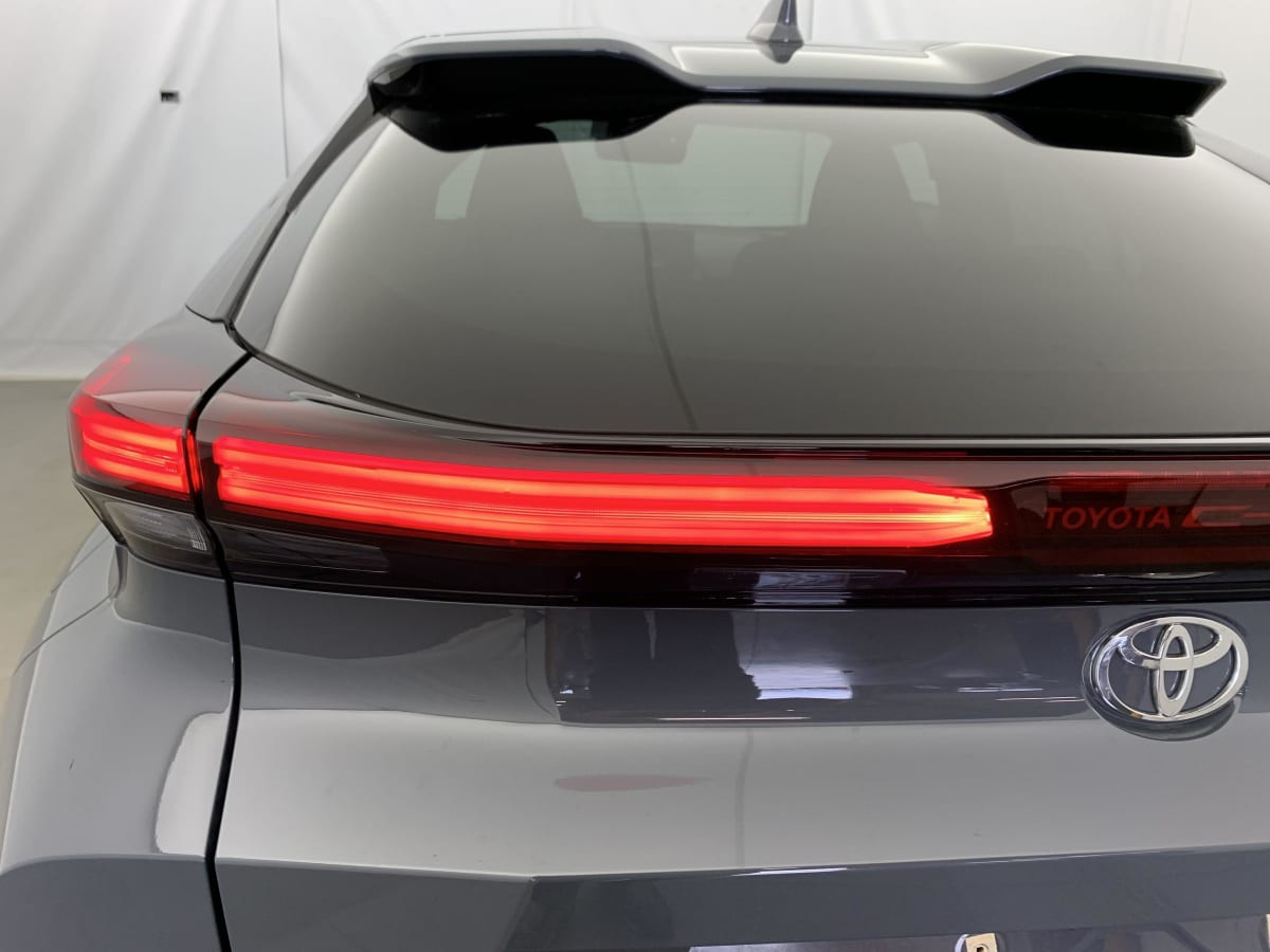 Vente en ligne Toyota C-HR Hybride Rechargeable 225 Design au prix de 33 050 €