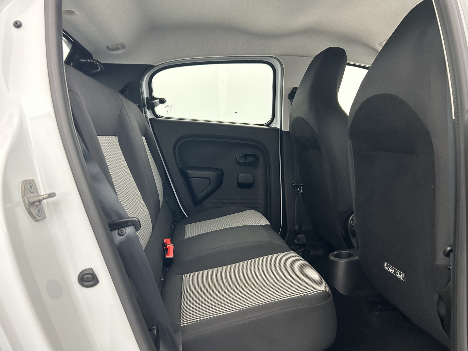 Vente en ligne Renault Twingo 3 1.0 SCe 65ch Life au prix de 9 990 €