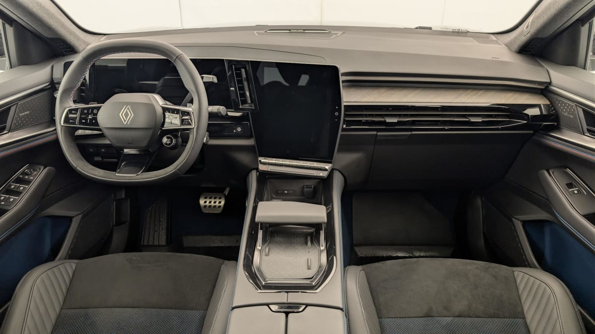 Vente en ligne Renault Rafale hyper hybrid E-Tech 4x4 300 esprit Alpine au prix de 44 990 €