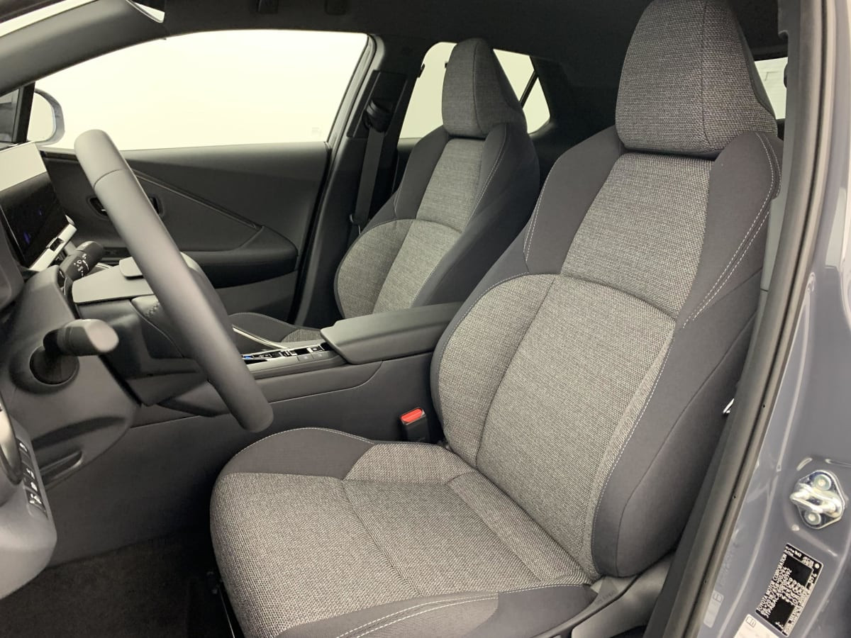 Vente en ligne Toyota C-HR Hybride Rechargeable 225 Design au prix de 33 050 €