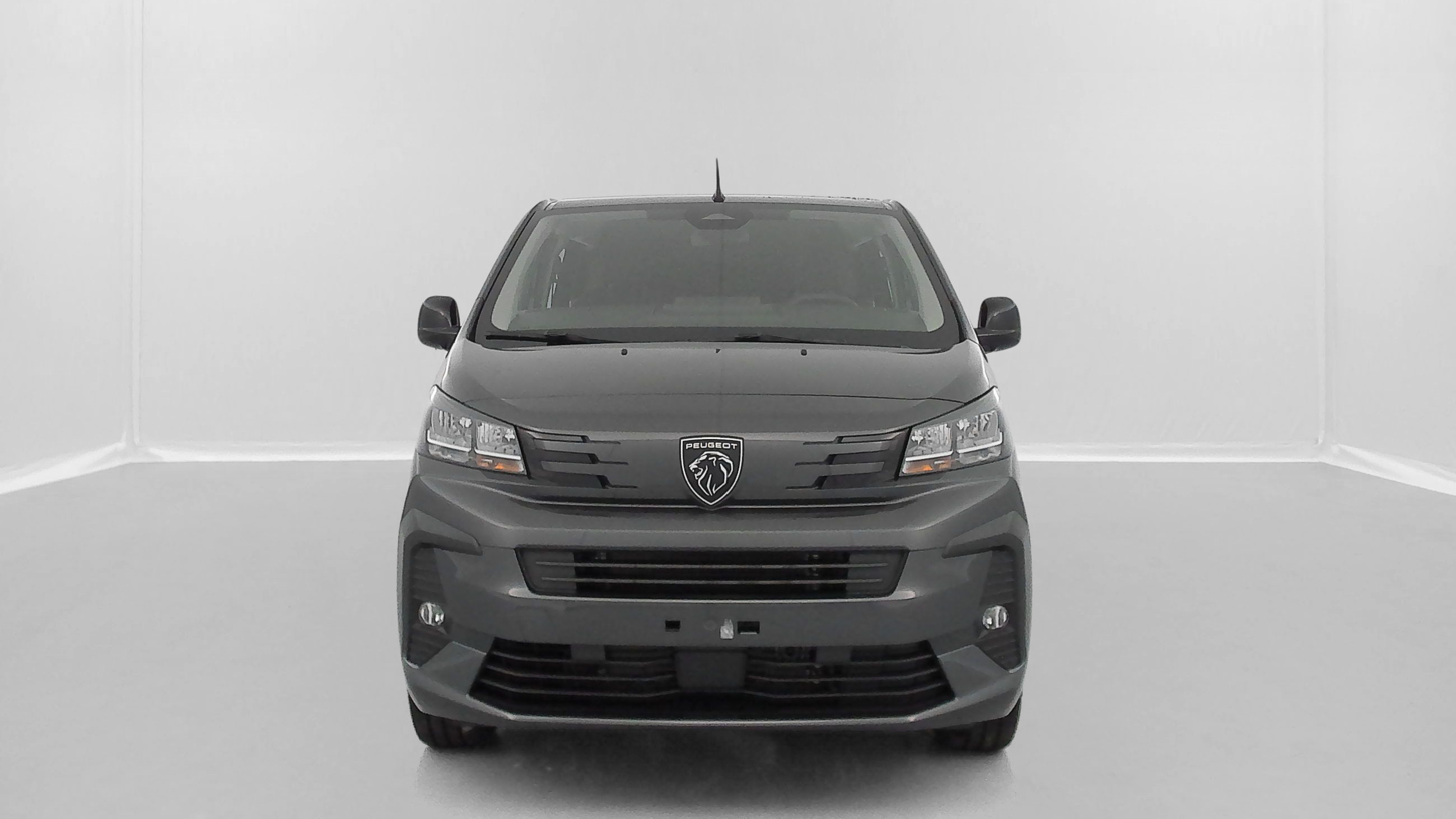 Vente en ligne Peugeot Expert EXPERT CA M 2.0 BlueHDi 180ch EAT8 au prix de 35 340 €