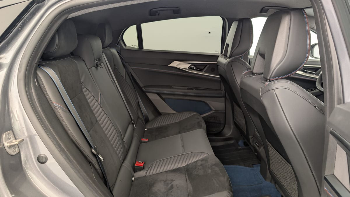 Vente en ligne Renault Rafale hyper hybrid E-Tech 4x4 300 esprit Alpine au prix de 44 990 €