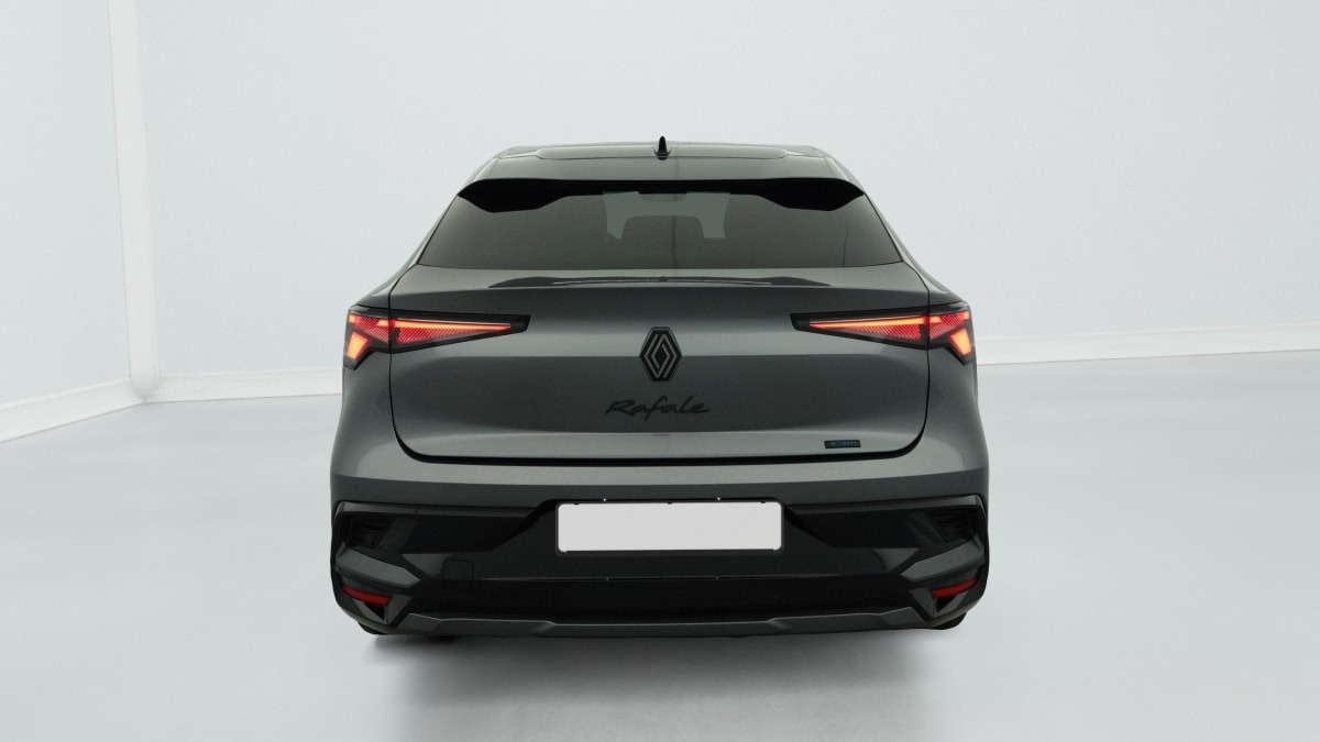 Vente en ligne Renault Rafale hyper hybrid E-Tech 4x4 300 esprit Alpine au prix de 44 990 €