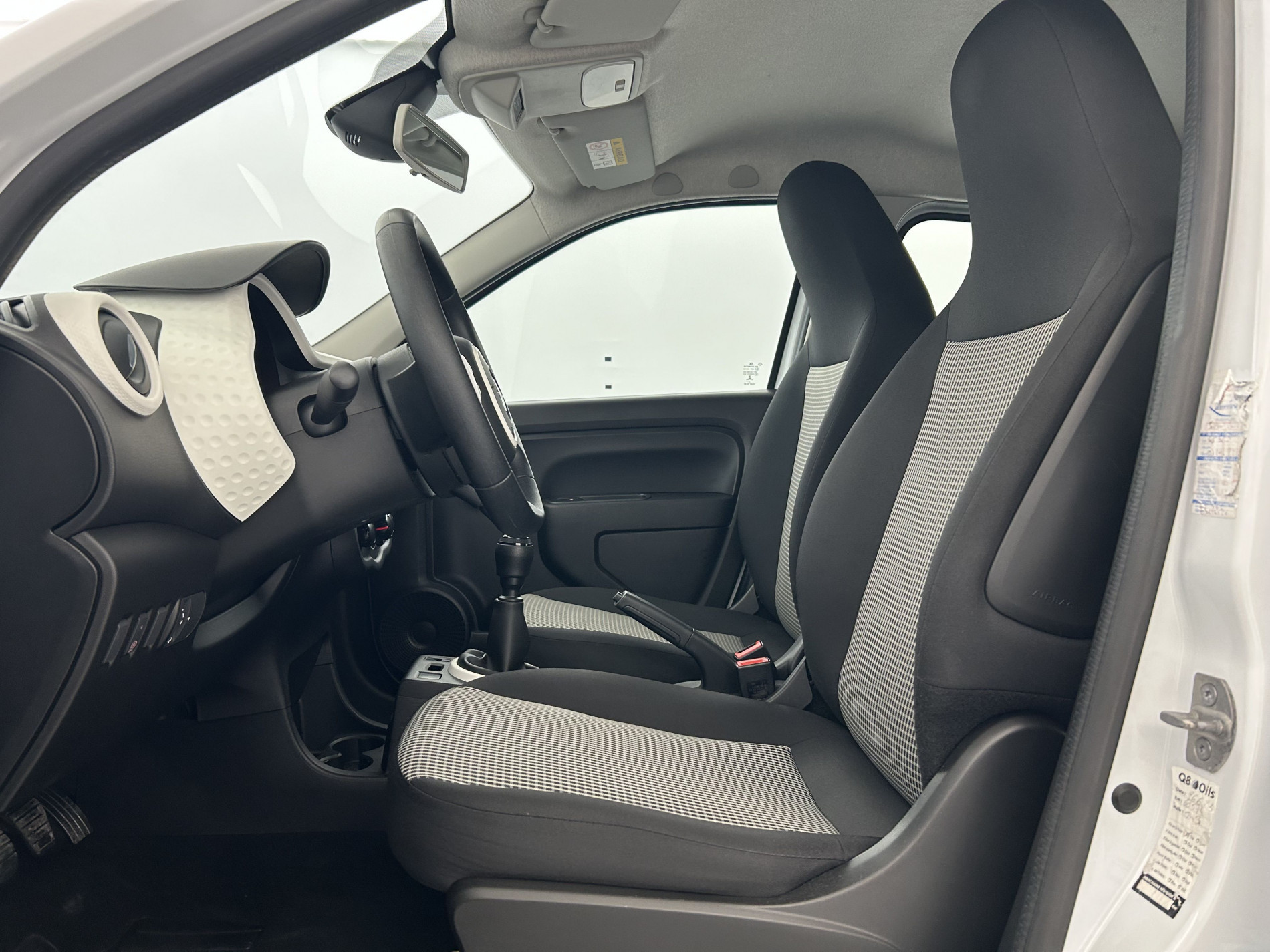Vente en ligne Renault Twingo 3 1.0 SCe 65ch Life au prix de 9 990 €