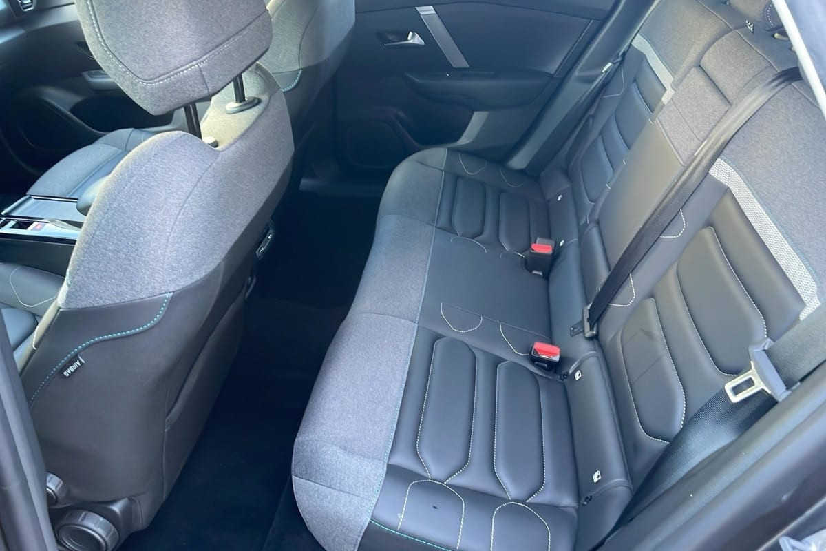 Vente en ligne Citroën C4 PureTech 130 EAT8 Max au prix de 19 240 €