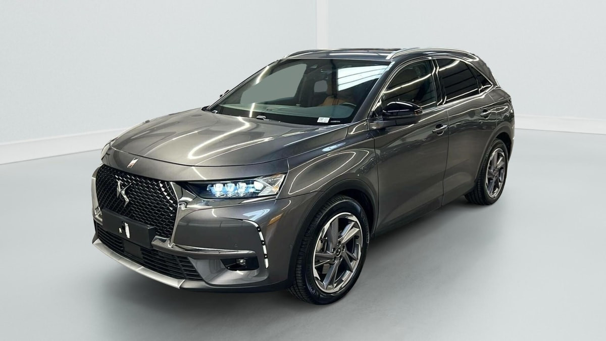 Vente en ligne Ds DS7 Crossback Hybride E-Tense 300 EAT8 4x4 Rivoli au prix de 30 160 €