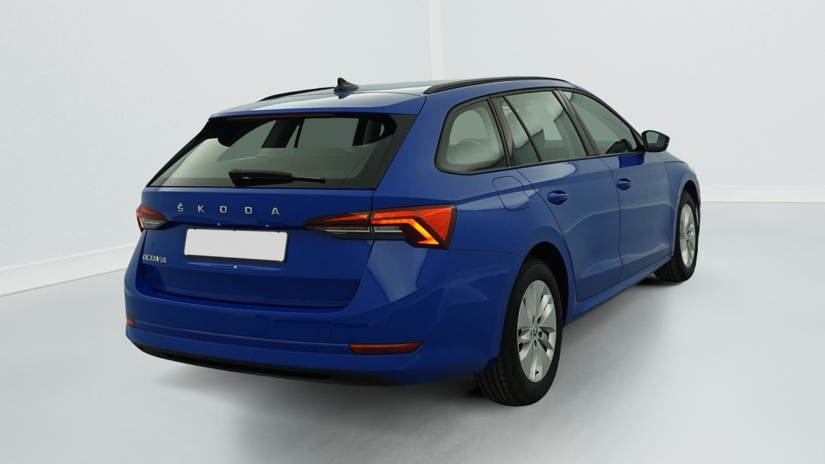 Vente en ligne Skoda Octavia Combi 2.0 TDI 150 ch DSG7 Ambition au prix de 25 420 €