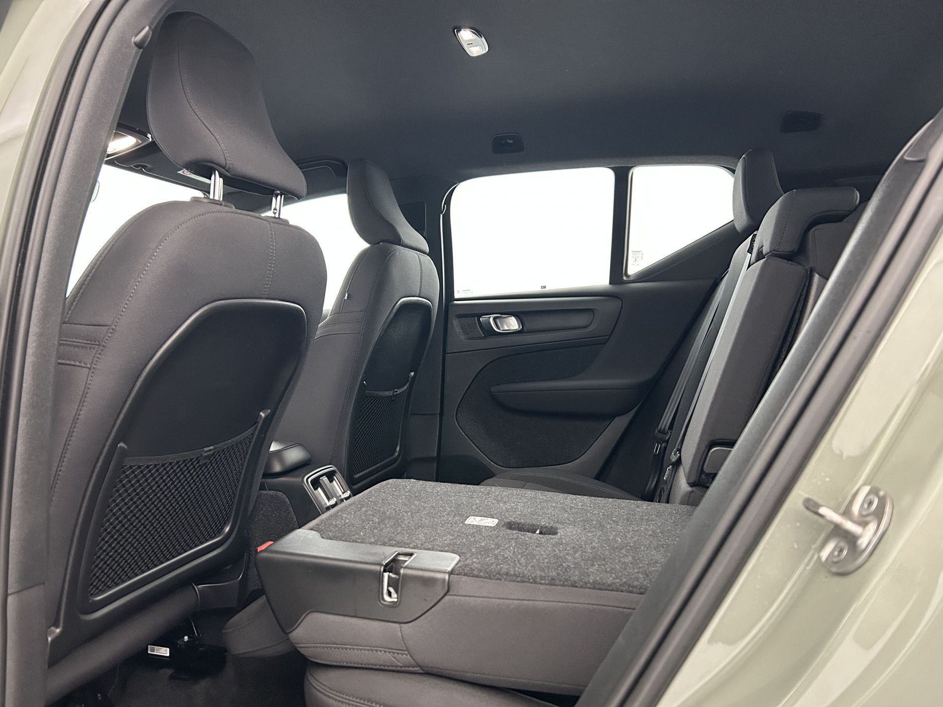 Vente en ligne Volvo XC40 Recharge 231ch Start EDT au prix de 19 990 €