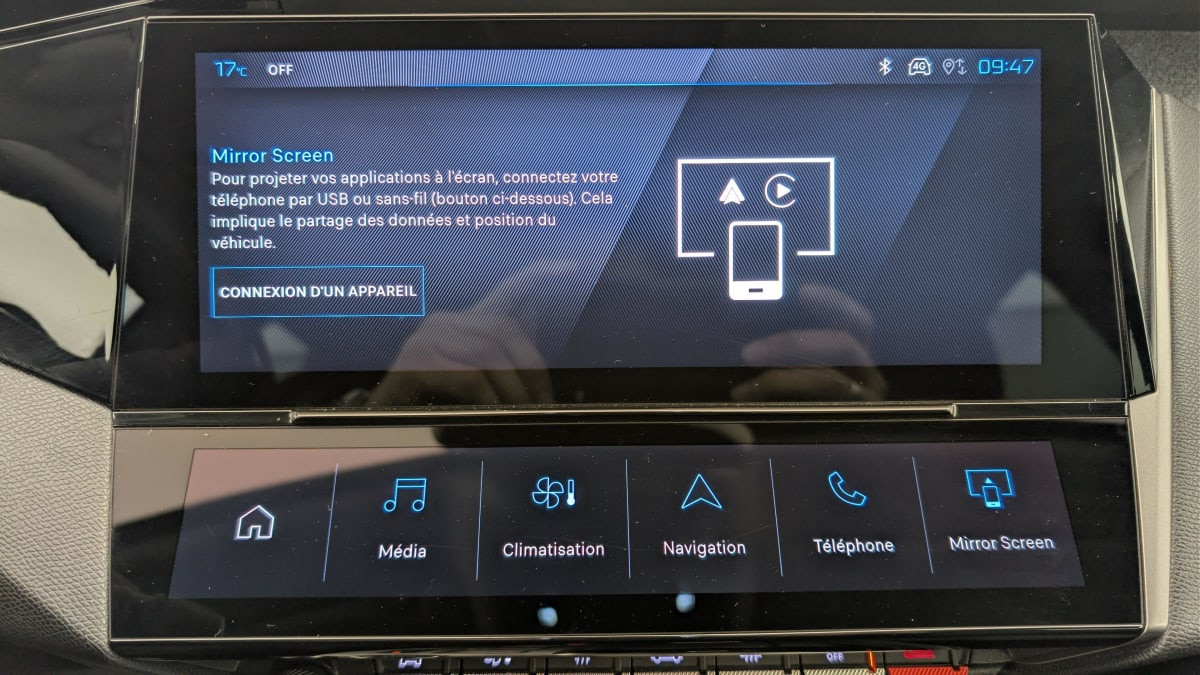 Vente en ligne Peugeot 408 Hybrid 145 e-DCS6 Allure au prix de 25 420 €