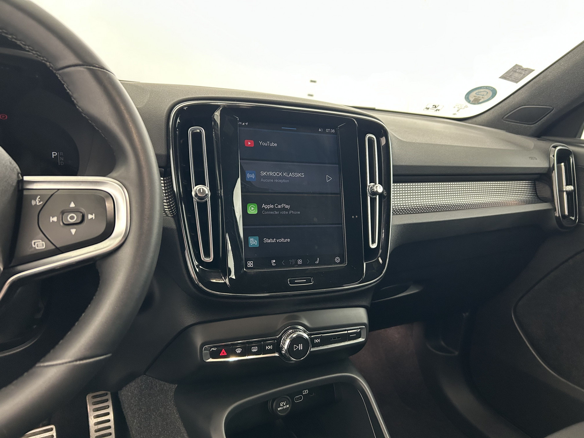 Vente en ligne Volvo XC40 Recharge 231ch Start EDT au prix de 19 990 €