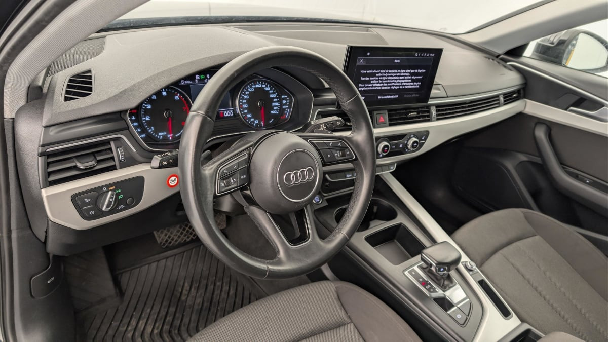 Vente en ligne Audi A4 Avant 35 TFSI 150 S tronic 7 Design au prix de 25 420 €