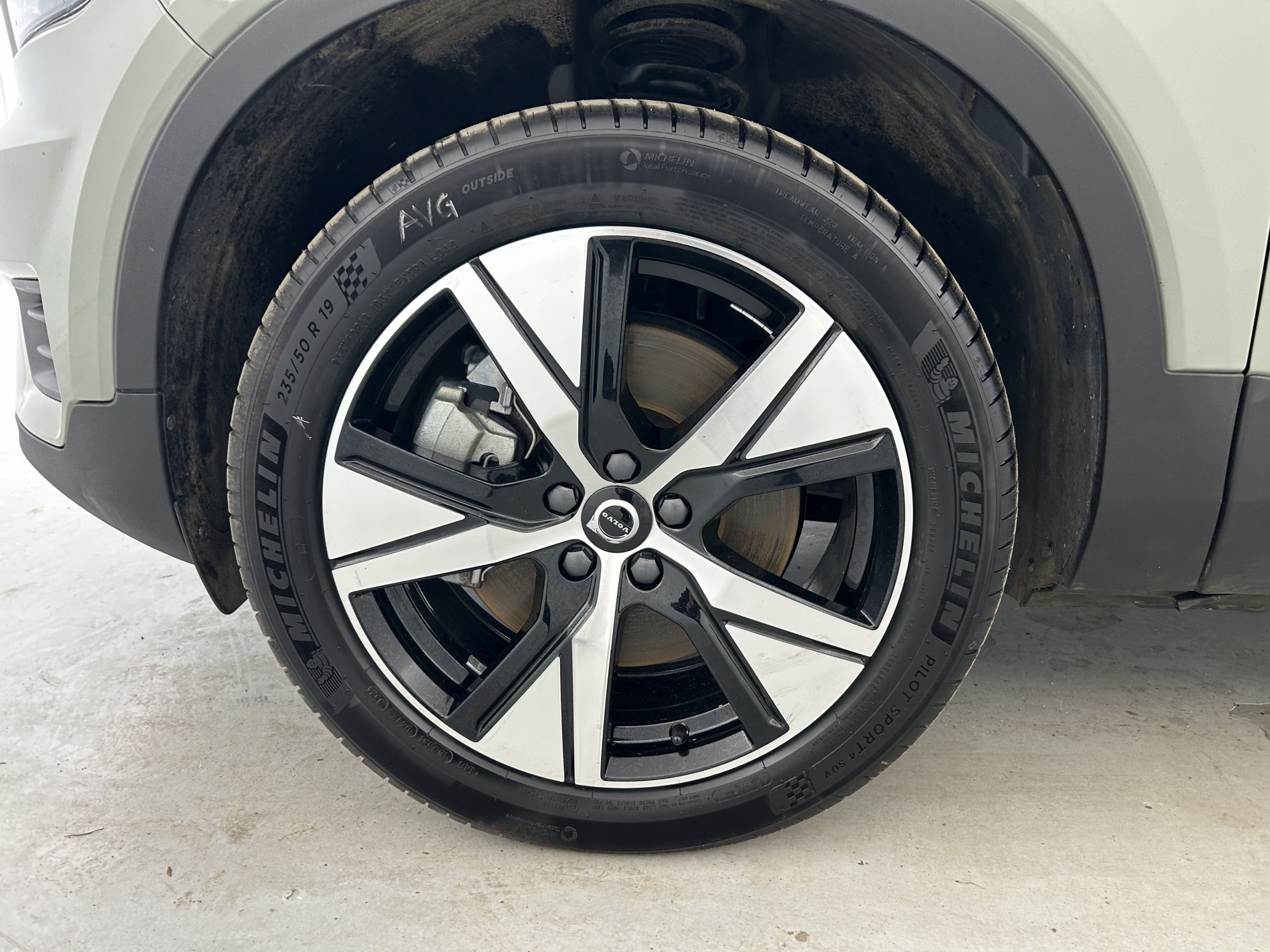 Vente en ligne Volvo XC40 Recharge 231ch Start EDT au prix de 19 990 €