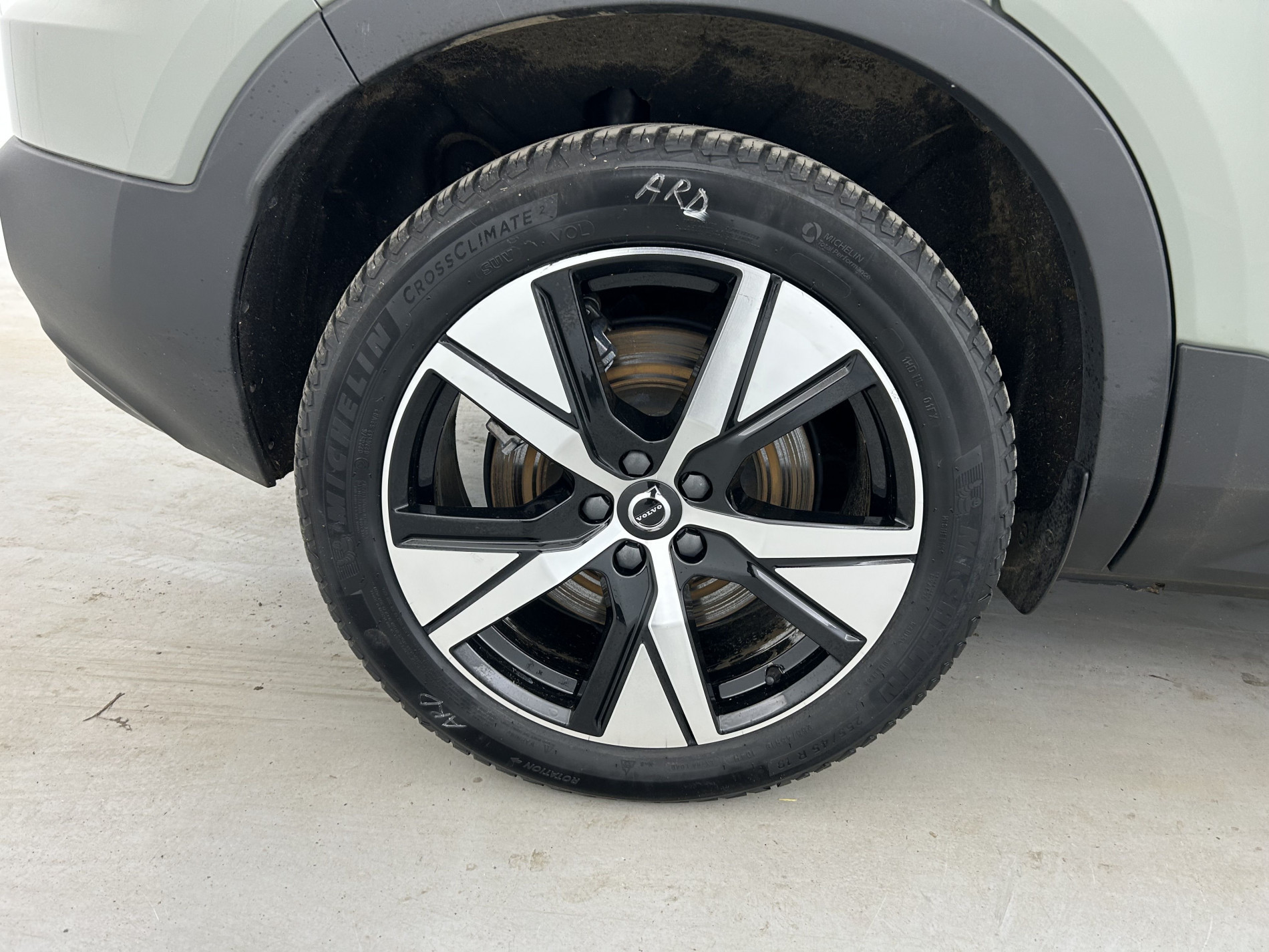 Vente en ligne Volvo XC40 Recharge 231ch Start EDT au prix de 19 990 €