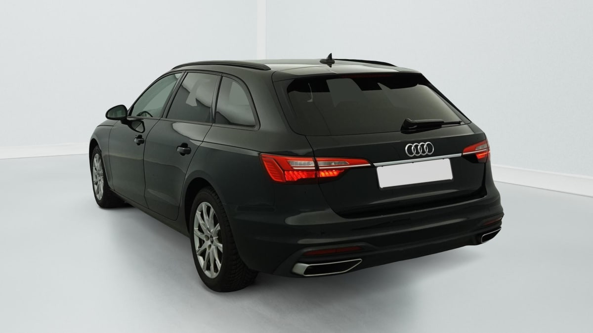 Vente en ligne Audi A4 Avant 35 TFSI 150 S tronic 7 Design au prix de 25 420 €