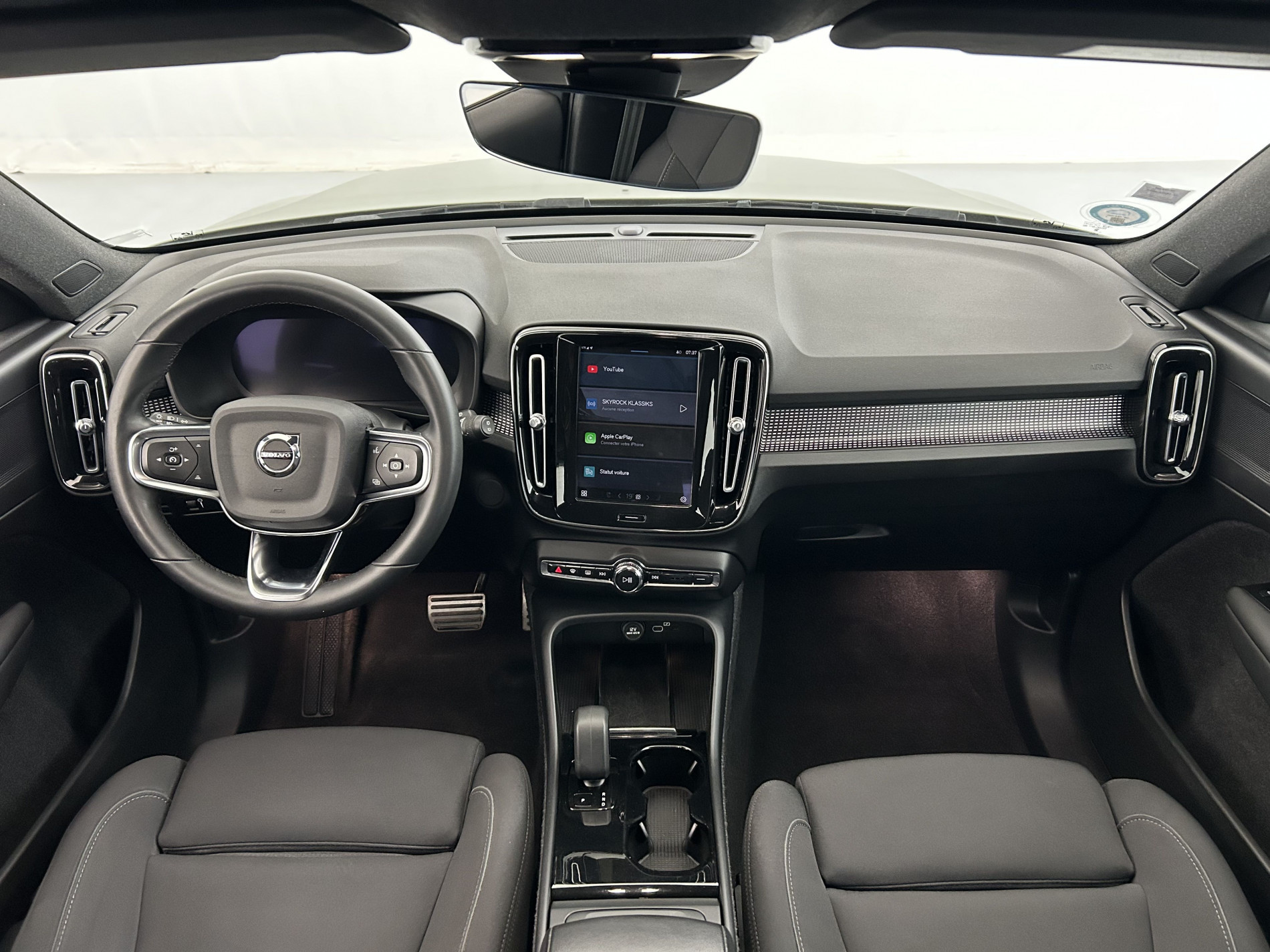 Vente en ligne Volvo XC40 Recharge 231ch Start EDT au prix de 19 990 €