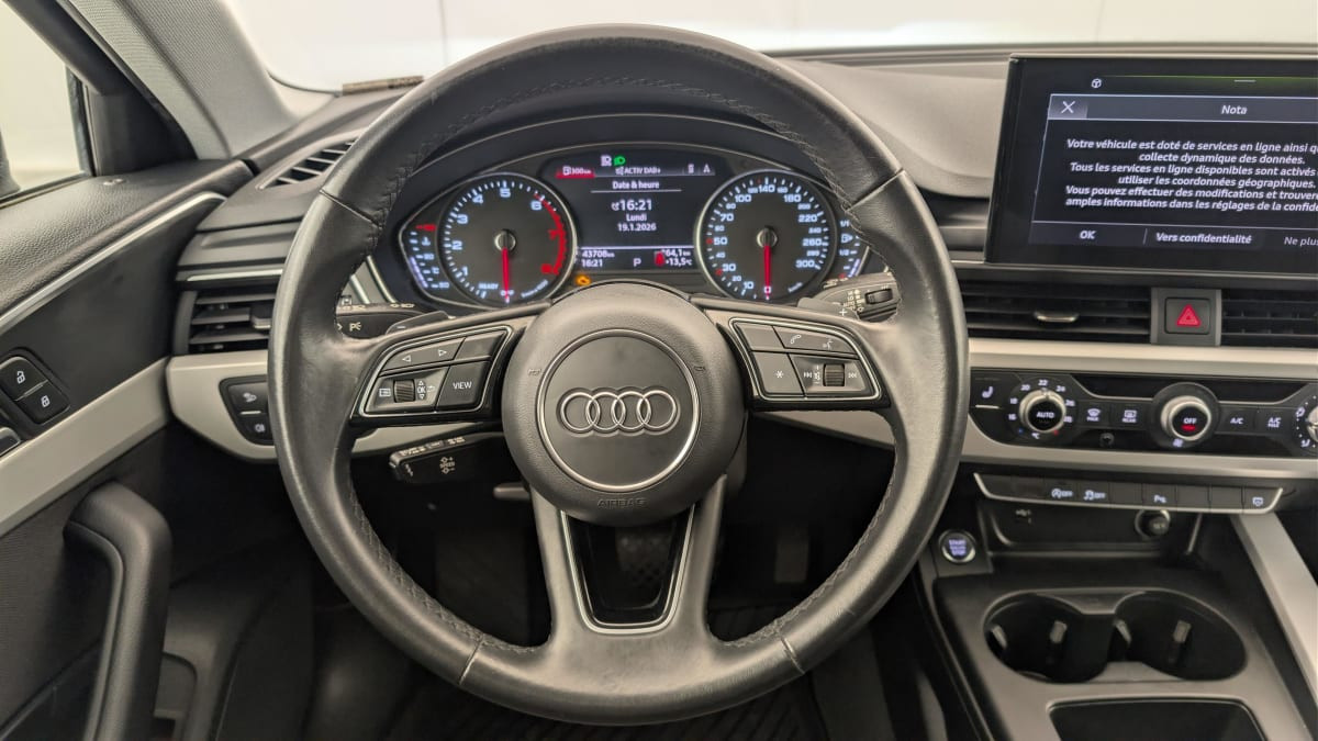 Vente en ligne Audi A4 Avant 35 TFSI 150 S tronic 7 Design au prix de 25 420 €