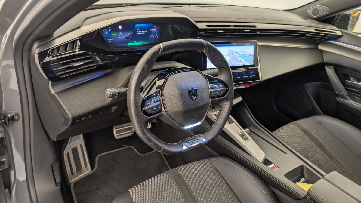 Vente en ligne Peugeot 408 PHEV 225 e-EAT8 GT au prix de 27 070 €