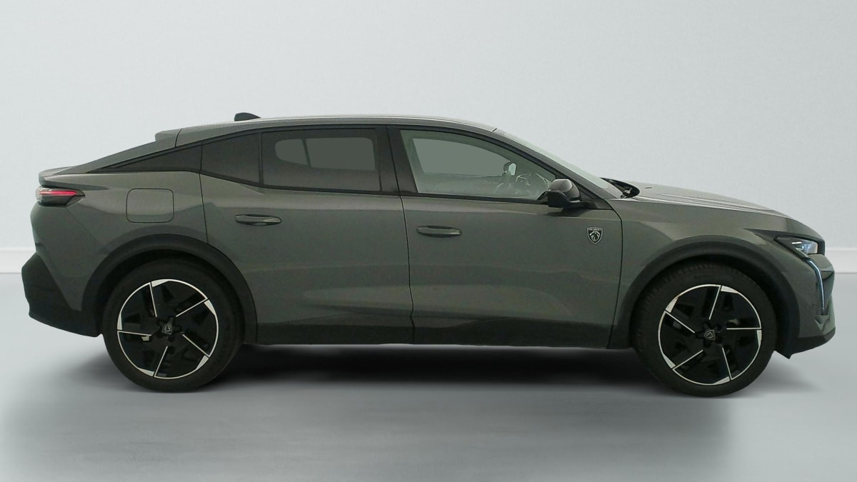 Vente en ligne Peugeot 408 PHEV 225 e-EAT8 GT au prix de 27 070 €