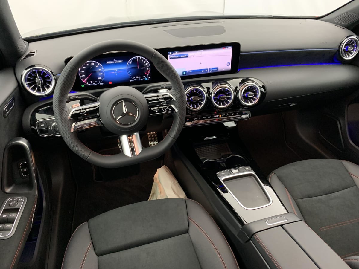 Vente en ligne Mercedes Classe A 250 e Hybrid EQ 8G-DCT AMG Line au prix de 44 790 €