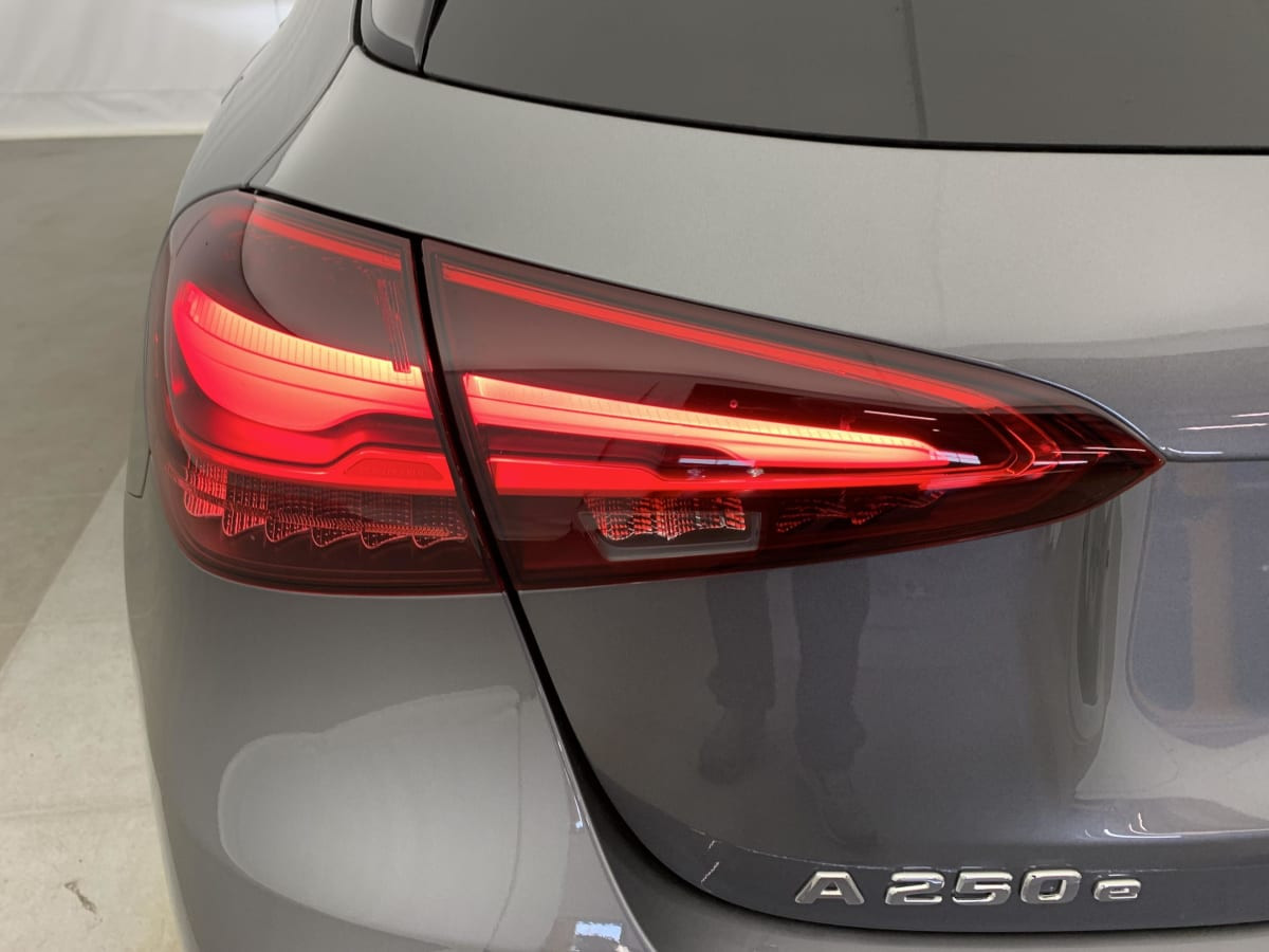 Vente en ligne Mercedes Classe A 250 e Hybrid EQ 8G-DCT AMG Line au prix de 44 790 €