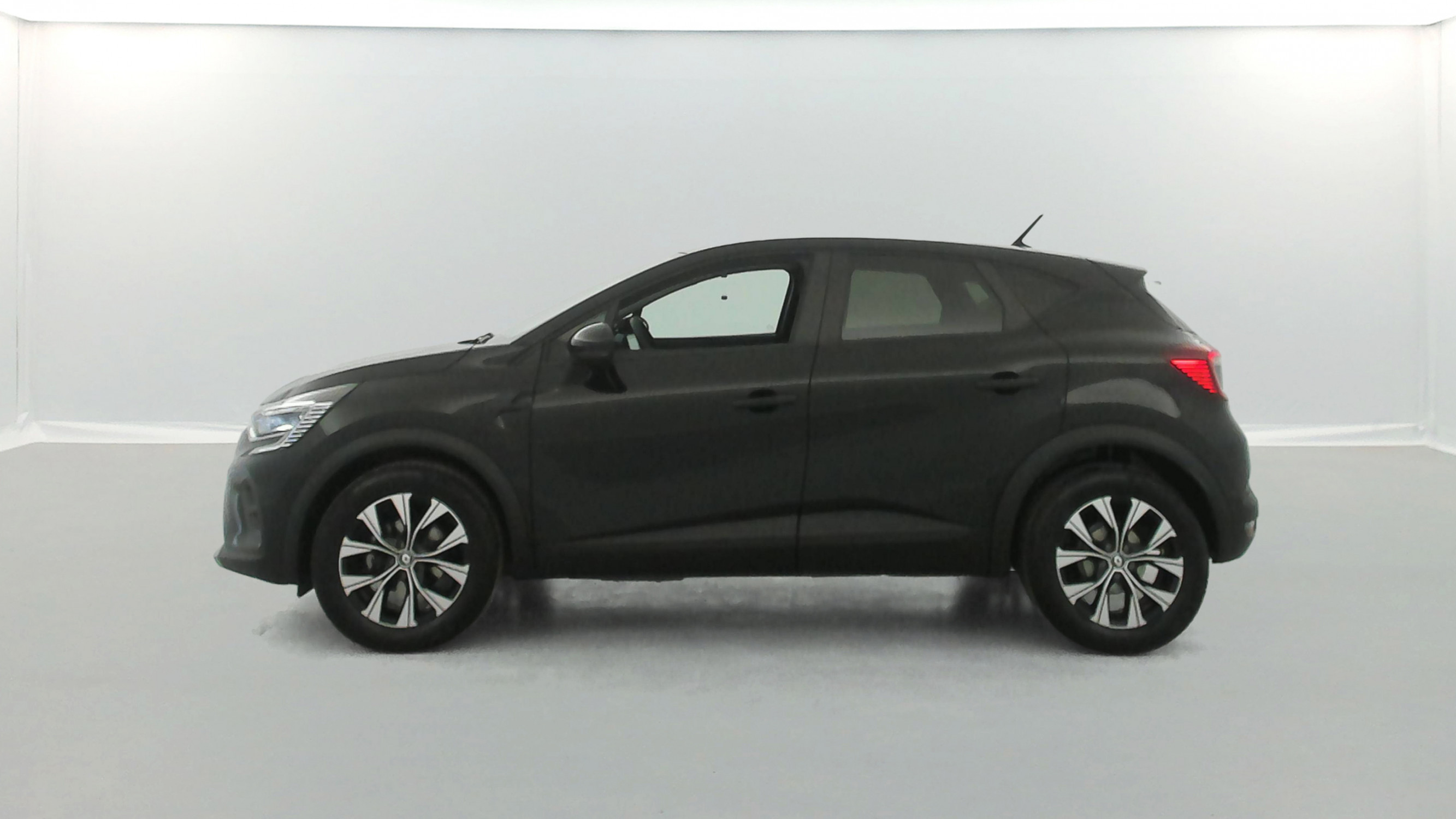 Vente en ligne Renault Captur 1.0 TCe 90ch Evolution au prix de 15 990 €
