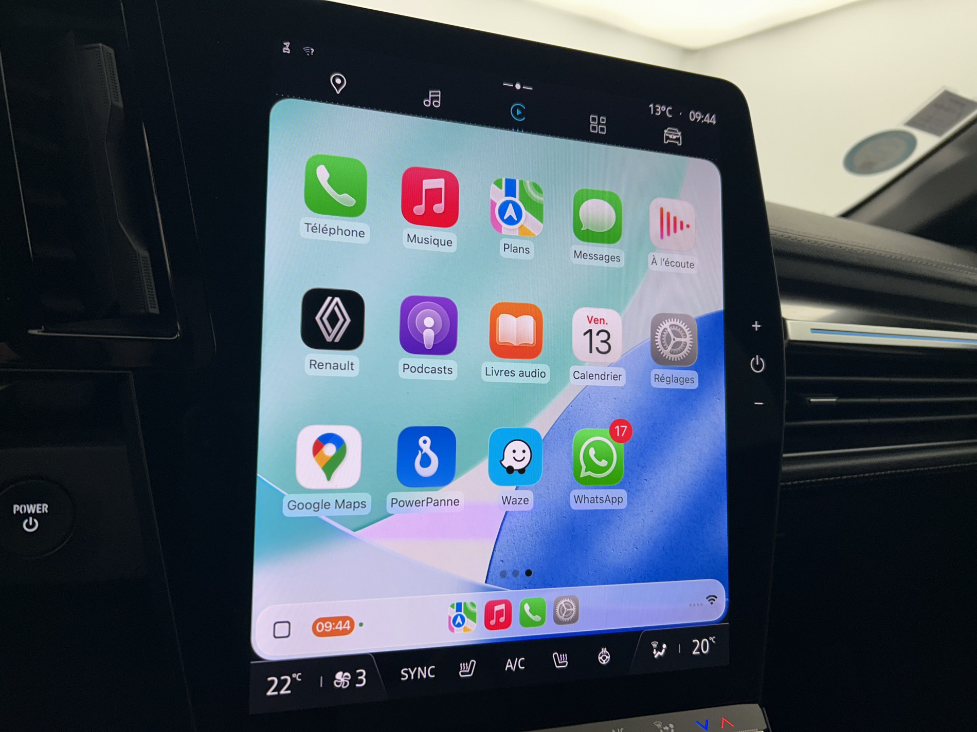 Vente en ligne Renault Megane E-Tech Electric EV60 220ch Iconic super charge + Pompe à chaleur au prix de 22 990 €