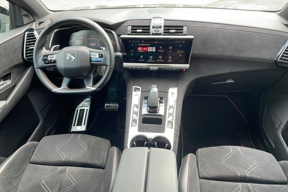 Vente en ligne Ds DS7 Crossback Hybride Rechargeable E-Tense 300 EAT8 4x4 Performance Line + au prix de 36 750 €