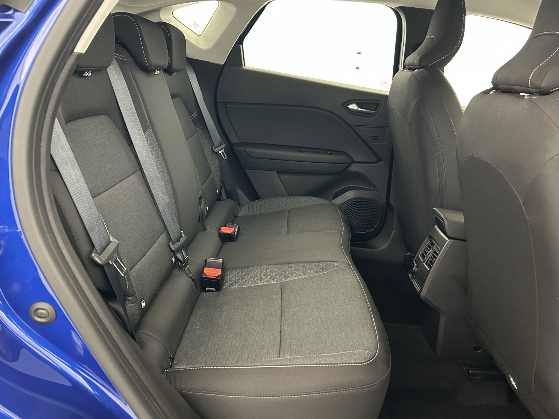 Vente en ligne Renault Captur 1.0 TCe 90ch Business + Attelage au prix de 15 490 €
