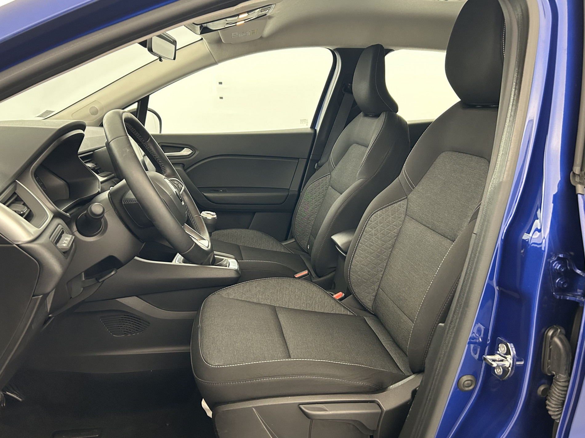 Vente en ligne Renault Captur 1.0 TCe 90ch Business + Attelage au prix de 15 490 €