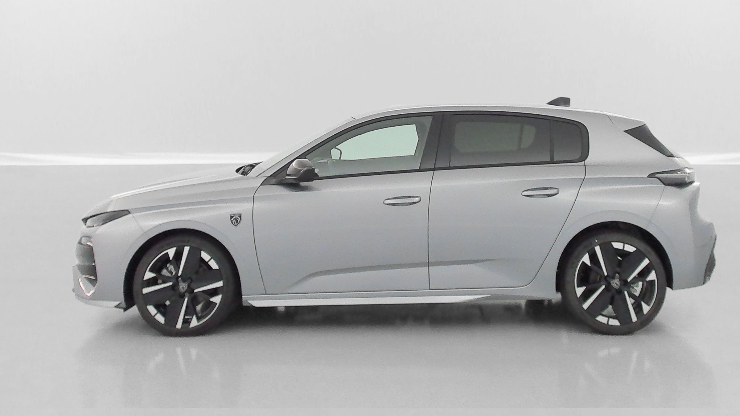 Vente en ligne Peugeot 308 308 III(2) 1.2 Hybrid 145ch GT e-DCS6 au prix de 29 900 €