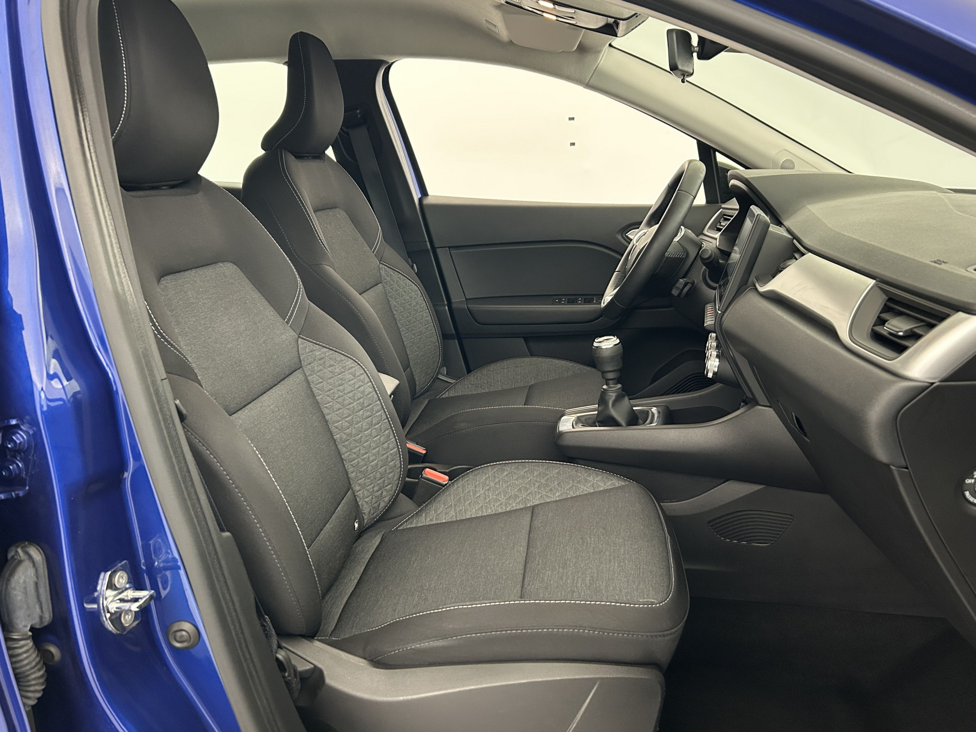 Vente en ligne Renault Captur 1.0 TCe 90ch Business + Attelage au prix de 15 490 €