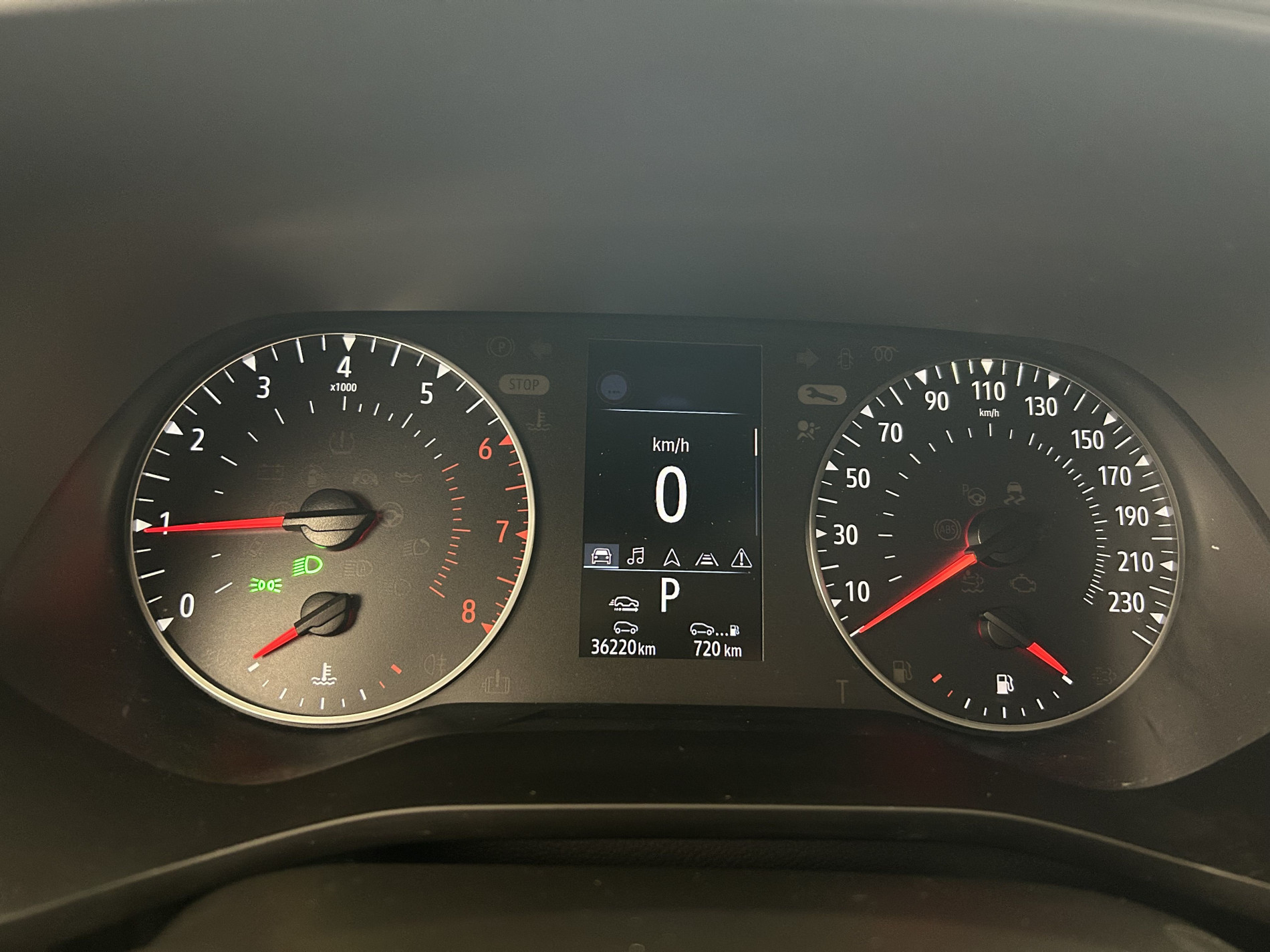 Vente en ligne Renault Arkana 1.3 TCe 140ch Evolution EDC au prix de 18 290 €