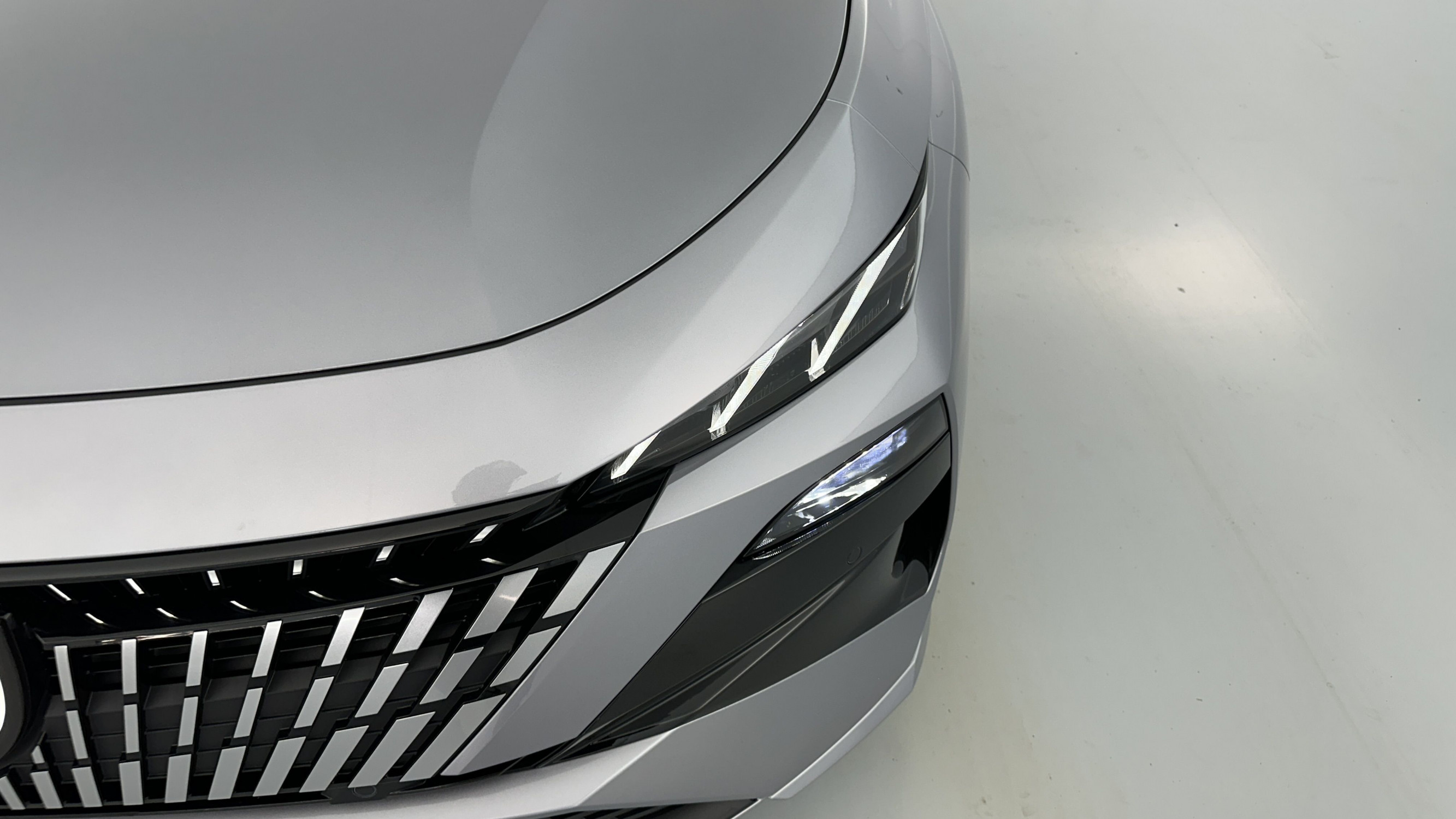 Vente en ligne Peugeot 308 308 III(2) 1.2 Hybrid 145ch GT e-DCS6 au prix de 29 900 €