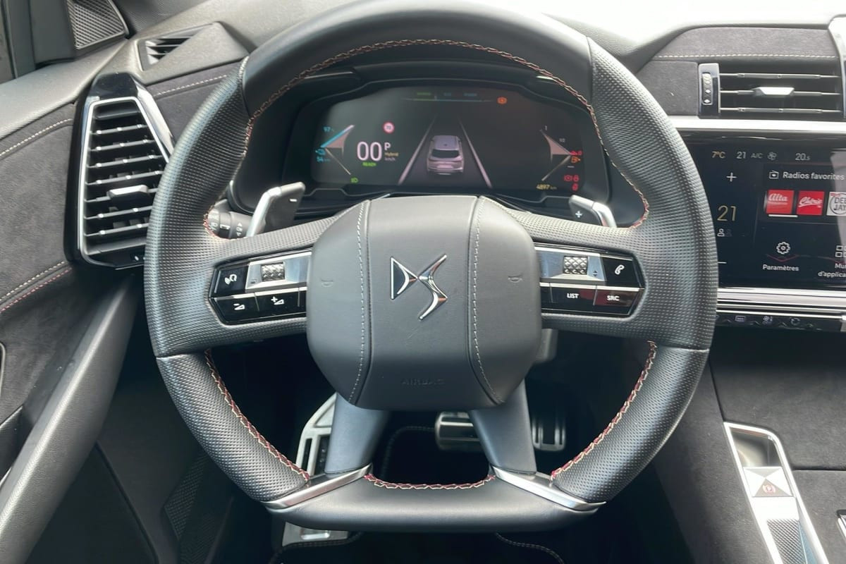 Vente en ligne Ds DS7 Crossback Hybride Rechargeable E-Tense 300 EAT8 4x4 Performance Line + au prix de 36 750 €