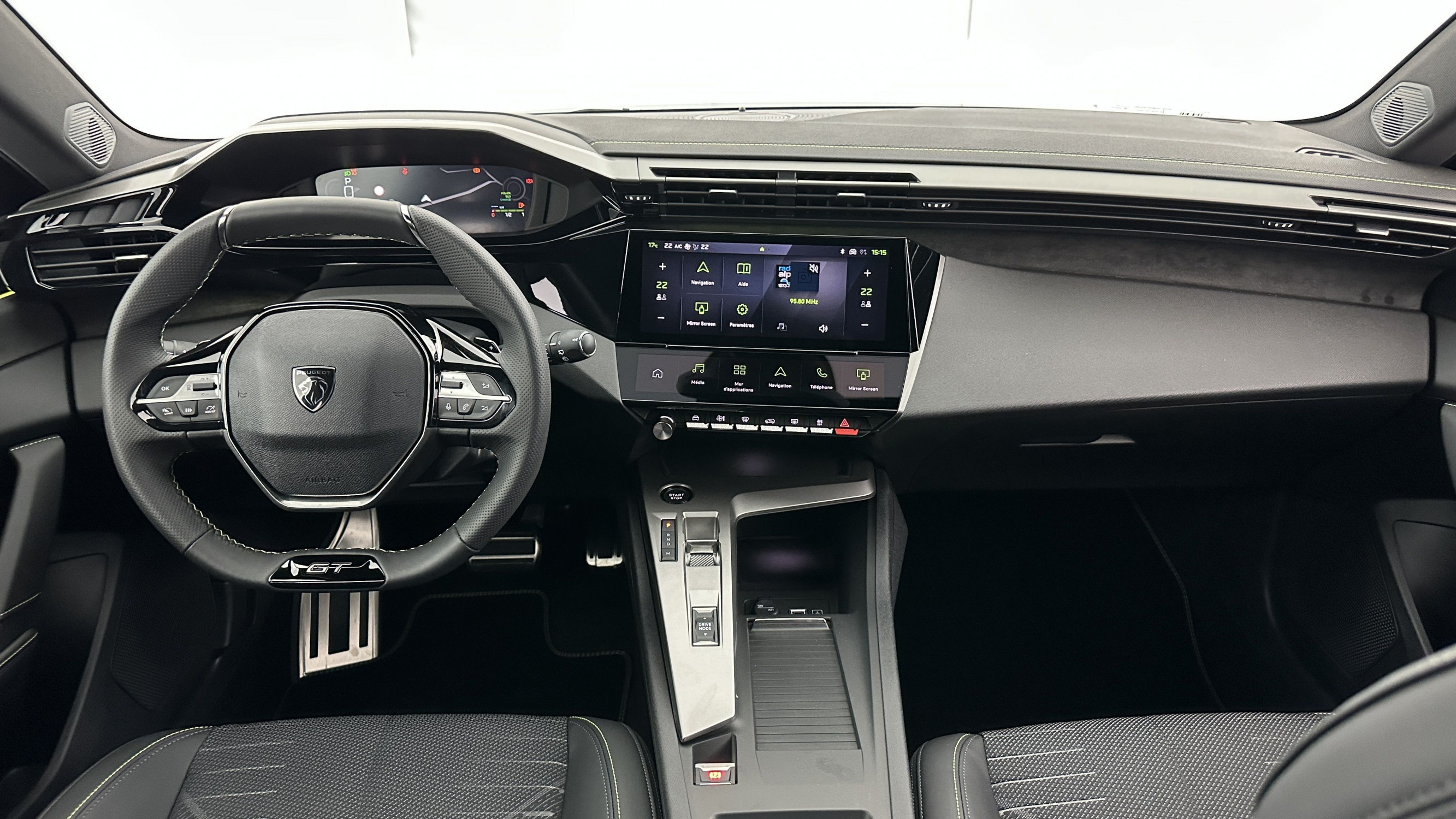 Vente en ligne Peugeot 308 308 III(2) 1.2 Hybrid 145ch GT e-DCS6 au prix de 29 900 €