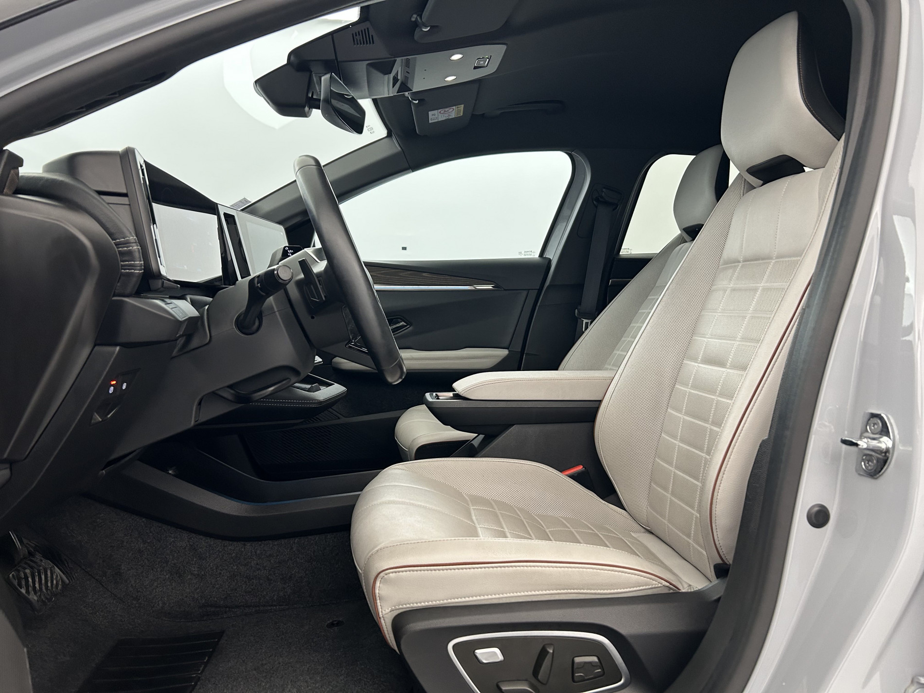 Vente en ligne Renault Megane E-Tech Electric EV60 220ch Iconic super charge + Pompe à chaleur au prix de 22 990 €