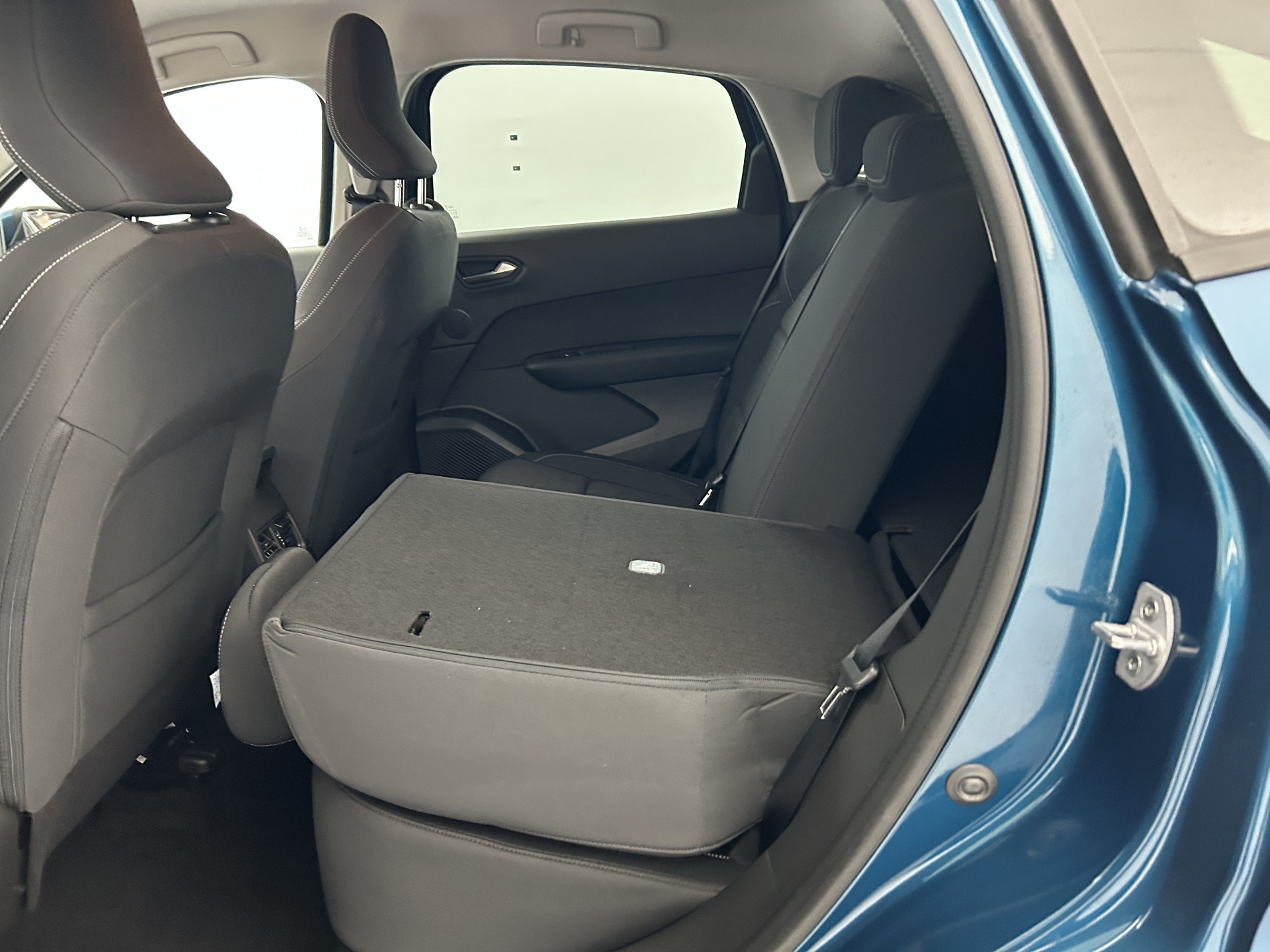 Vente en ligne Renault Arkana 1.3 TCe 140ch Evolution EDC au prix de 18 290 €