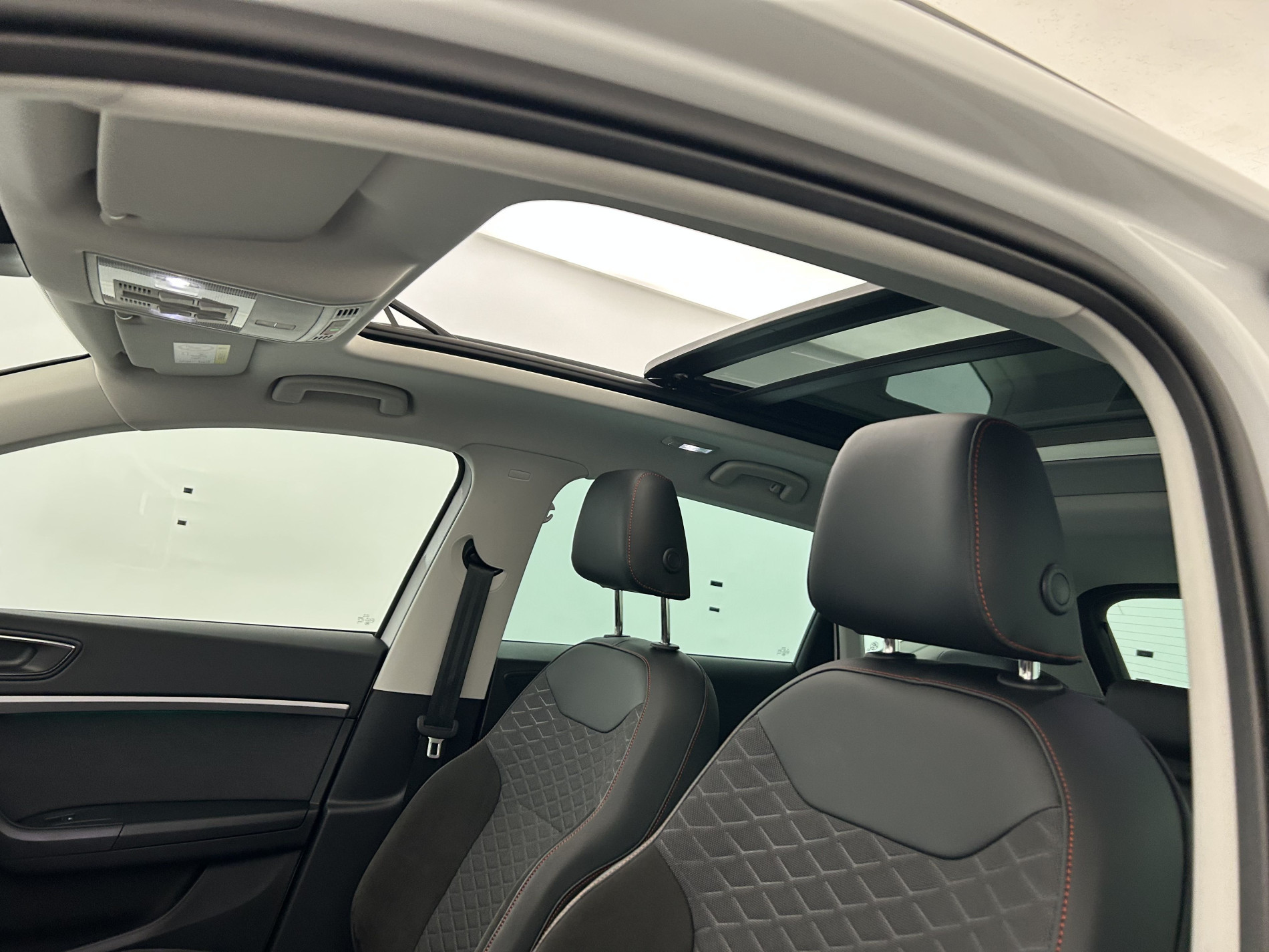 Vente en ligne Seat Ateca 1.5 TSI 150ch FR DSG + Toit ouvrant + Options au prix de 25 990 €