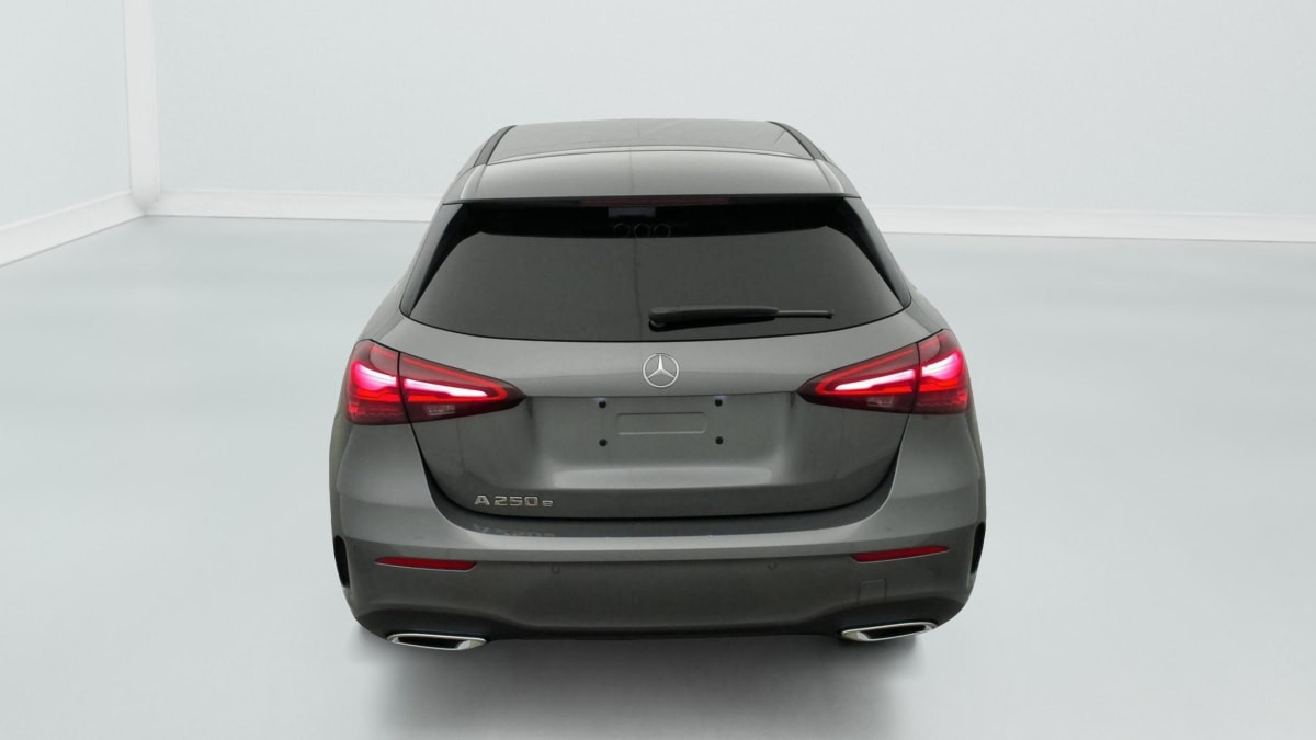 Vente en ligne Mercedes Classe A 250 e Hybrid EQ 8G-DCT AMG Line au prix de 44 530 €