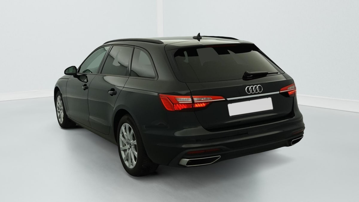 Vente en ligne Audi A4 Avant 35 TFSI 150 S tronic 7 Design au prix de 25 420 €