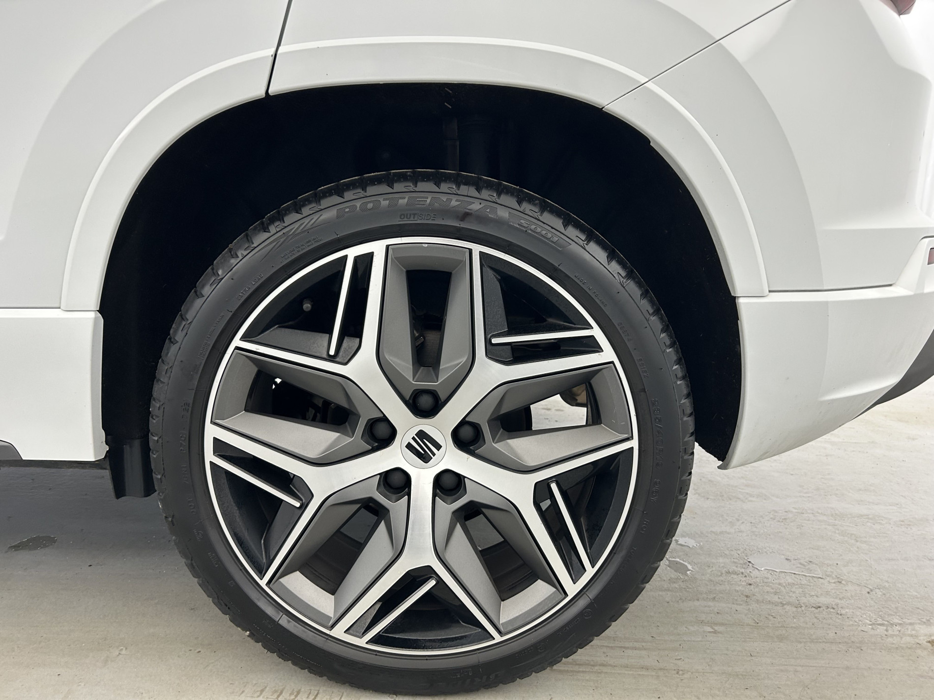 Vente en ligne Seat Ateca 1.5 TSI 150ch FR DSG + Toit ouvrant + Options au prix de 25 990 €