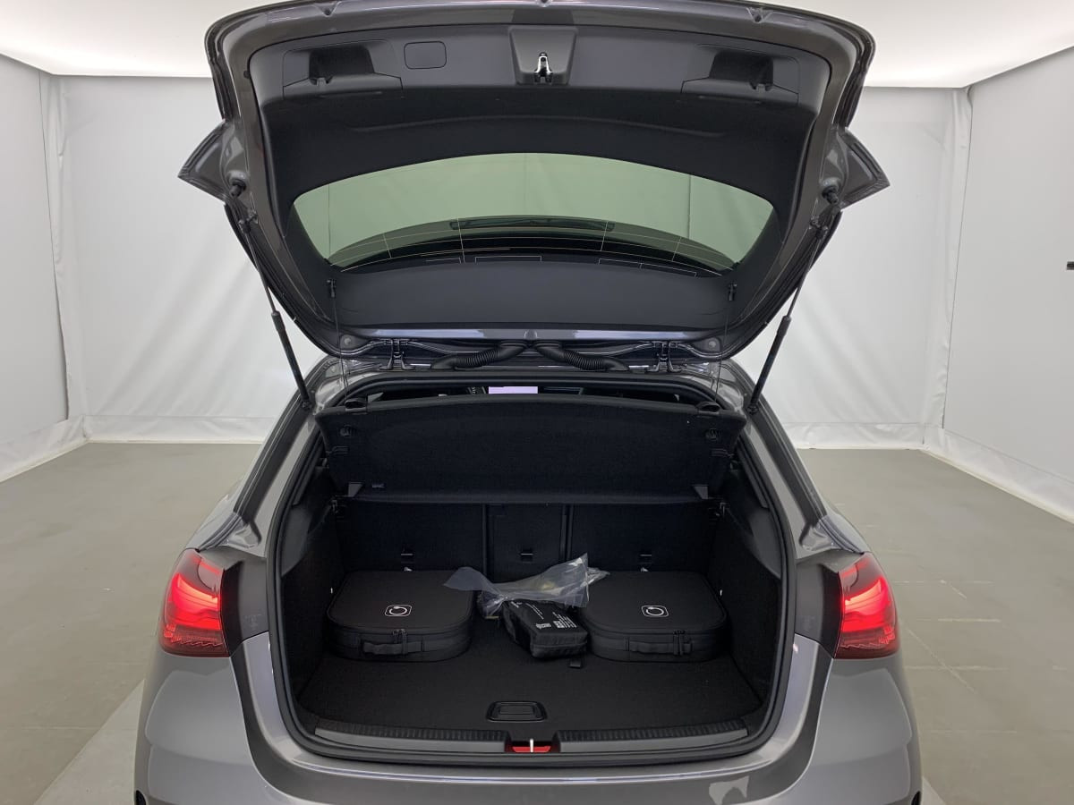 Vente en ligne Mercedes Classe A 250 e Hybrid EQ 8G-DCT AMG Line au prix de 44 530 €