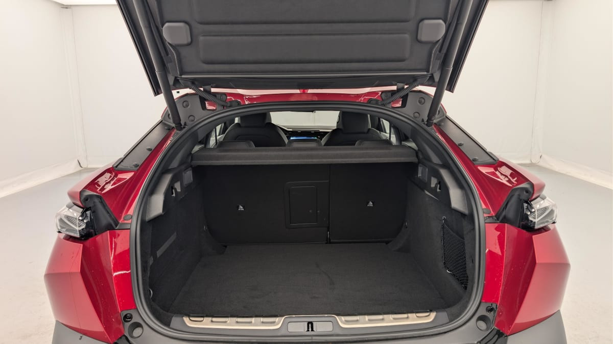 Vente en ligne Peugeot 408 Hybrid 145 e-DCS6 GT au prix de 28 510 €