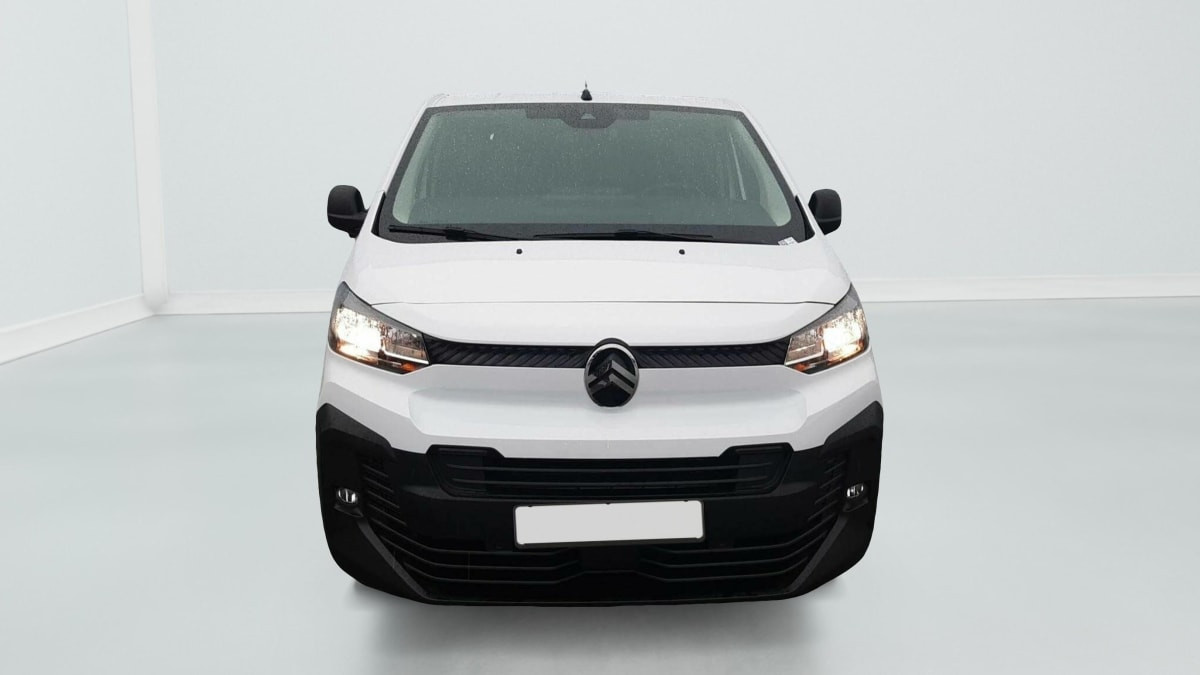 Vente en ligne Citroën Jumpy Fourgon JUMPY FGN M BLUEHDI 120 S S BVM6 au prix de 26 960 €