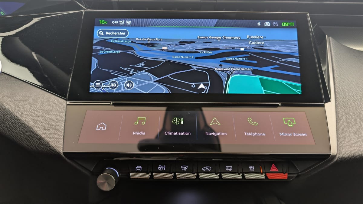 Vente en ligne Peugeot 408 Hybrid 145 e-DCS6 GT au prix de 28 510 €