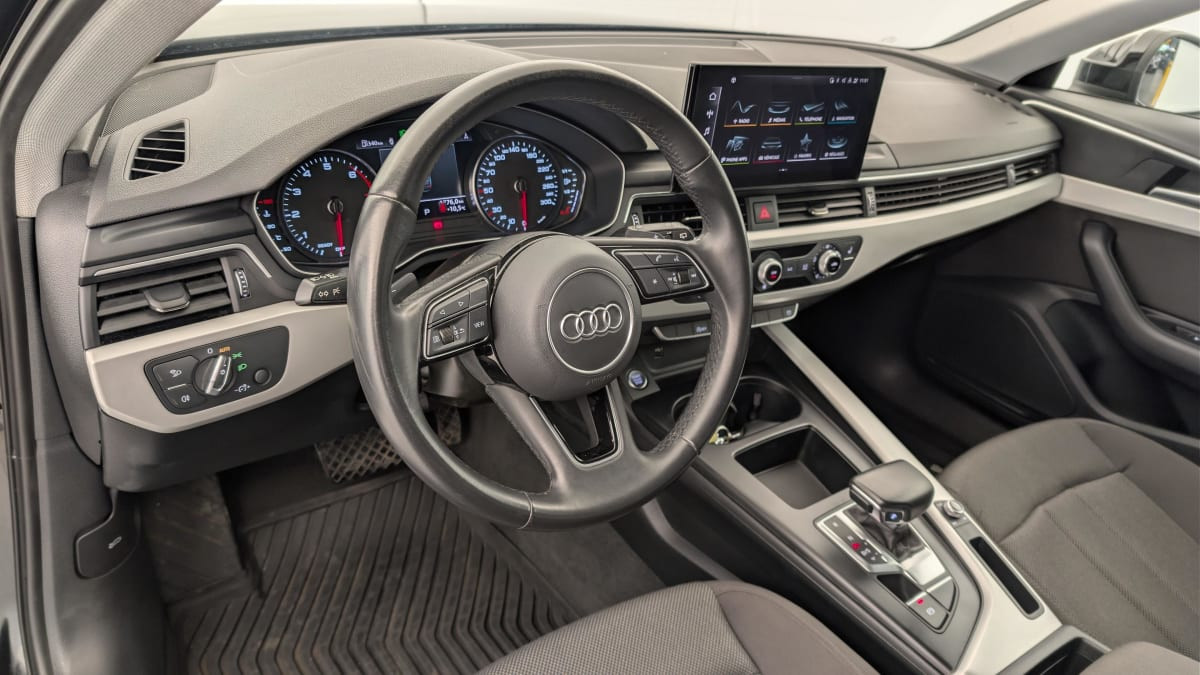 Vente en ligne Audi A4 Avant 35 TFSI 150 S tronic 7 Design au prix de 25 420 €
